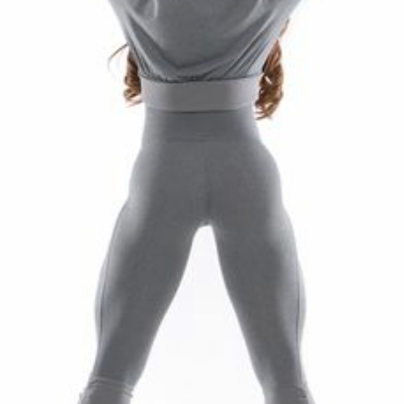 ISO Bombshell Grey Legwarmer Leggings - Picture 2 of 2
